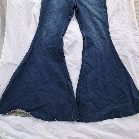 We The Free People CRVY Ma Cherie Super High Rise Lace Up Denim Flare Jeans 30 - Picture 9 of 16